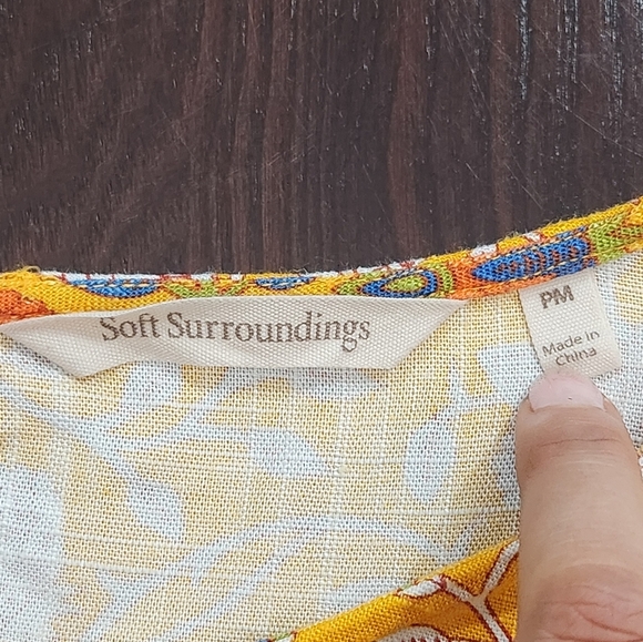 Soft Surroundings Women Mustard Floral Linen Blend Tunic Boho Back Keyhole sz PM - Picture 4 of 8